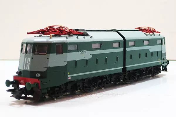 Locomotive E 645.101