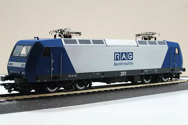 Locomotive électrique RAG BR145 "BAHN-HAFEN"