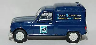 Renault 4 fourgonnette livrée  SNCF