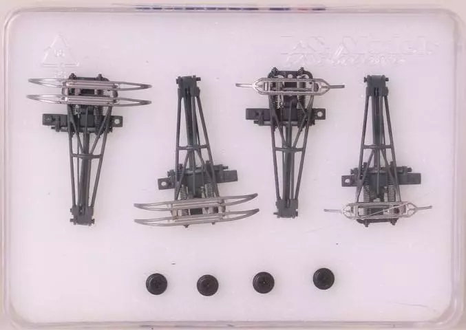Set de 3 Pantographes AM18 - 3000 V DC, 25000 V AC, 15 000 V AC