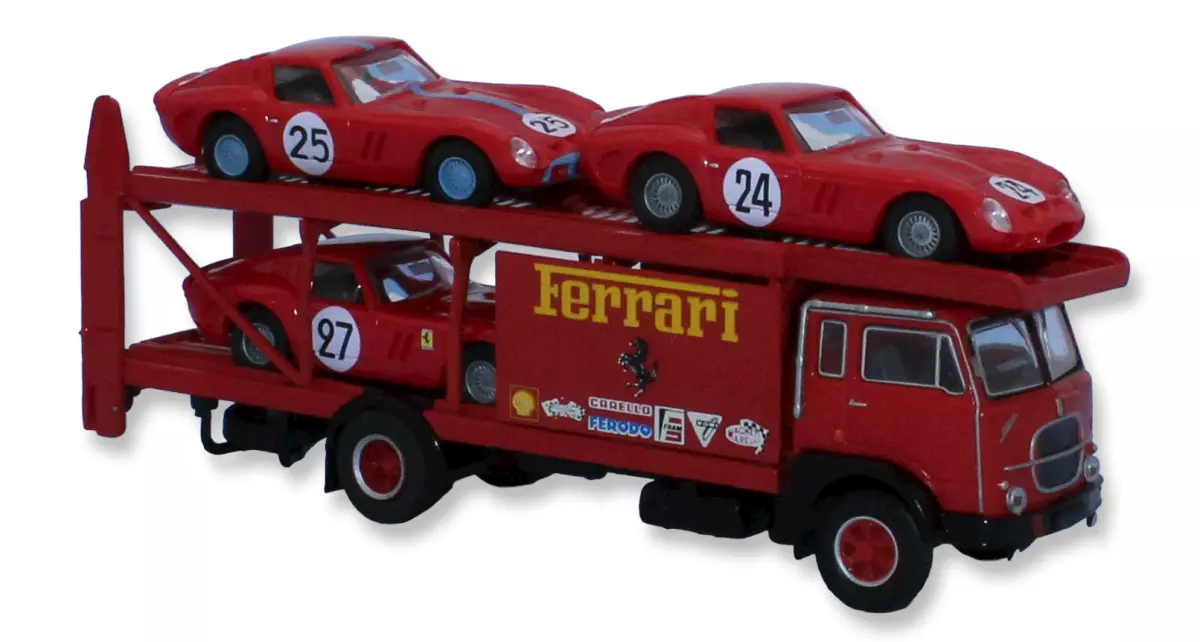 Camion Fiat 642 avec 3 Ferrari 250 GTO Brekina 58481 - HO : 1/87 - Le Mans 1963