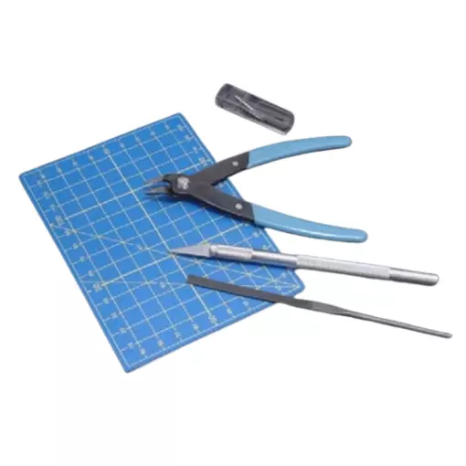 Basic tool set - Italeri 50815