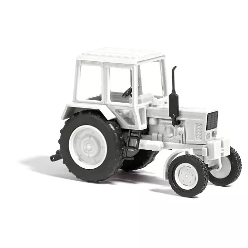 Belarusian tractor MTS 80 - Busch 60273 - HO 1/87