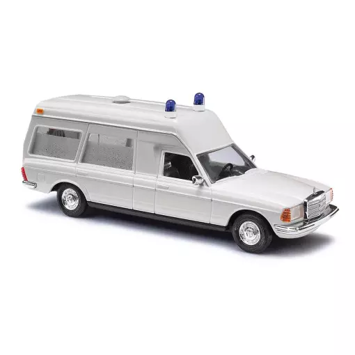 Mercedes Benz Miesen ambulance in Busch 60221 kit - HO 1/87 - white livery