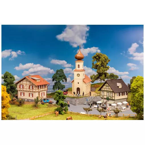 Set di modelli "Idyllic Village" Faller 190082 - HO: 1/87 - EP III