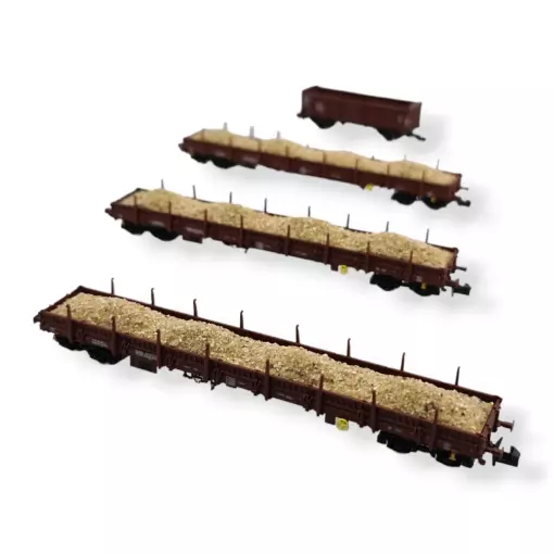 Quatre wagons de marchandises de la Deutsche Reichsbahn N 1/160