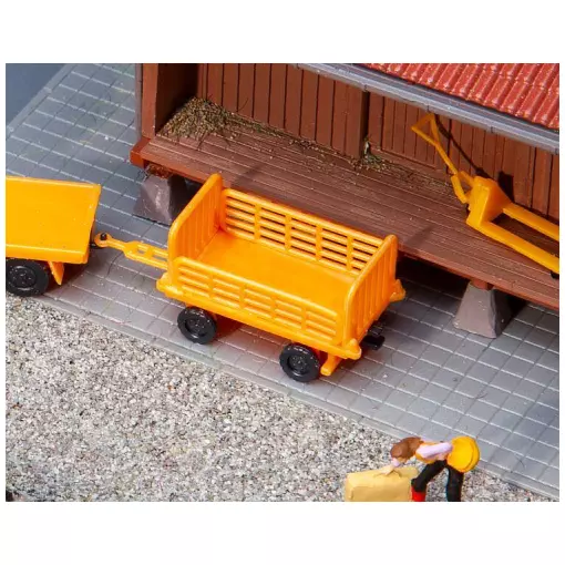 Lot von 2 orangefarbenen Plattformwagen FALLER 180991 - HO 1/87
