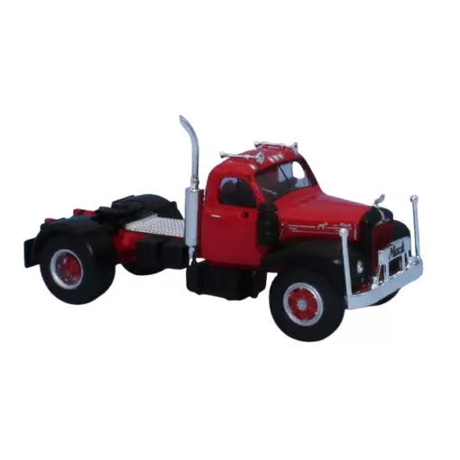 Traktor Mack B 61 von 1953, rot und schwarz, BREKINA 85975 - HO: 1/87 -.