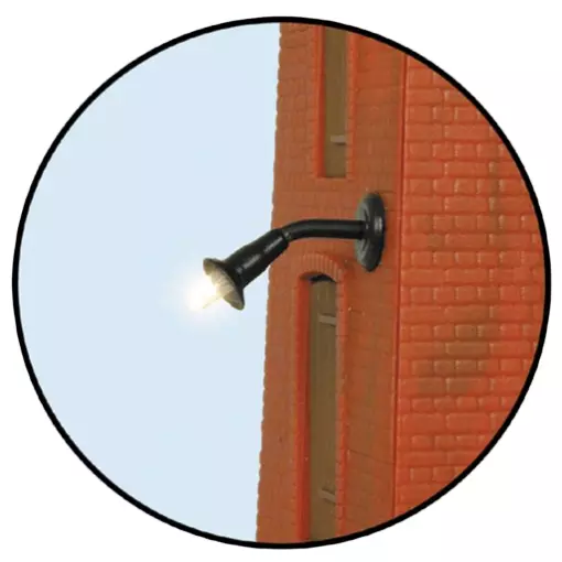 Wall lantern