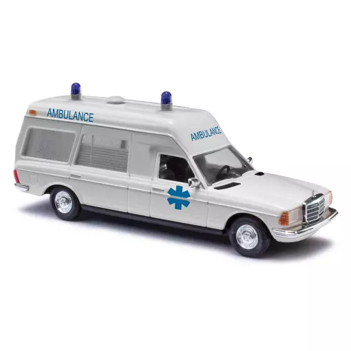 Ambulance Mercedes Benz VF 123 Miesen in witte kleurstelling Busch 52213 - HO 1/87 - Bestelnr.