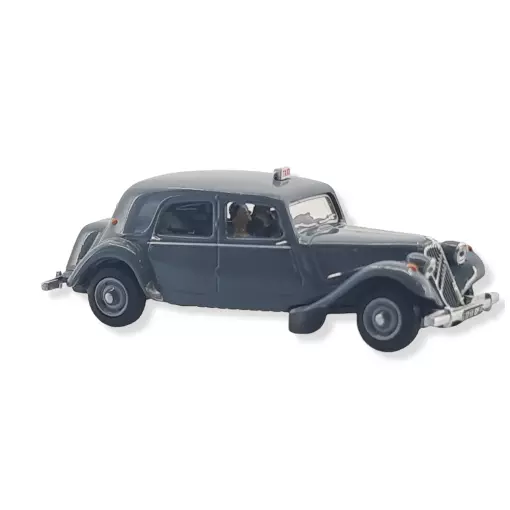 Auto Citroën Traction 11B, Taxi 1952 grau, 3 Figuren SAI 1602 - HO 1/87