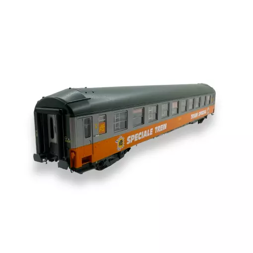Un vagone letto B9c9x UIC "Train Spécial FTS" REE MODELES VB299 - HO 1/87