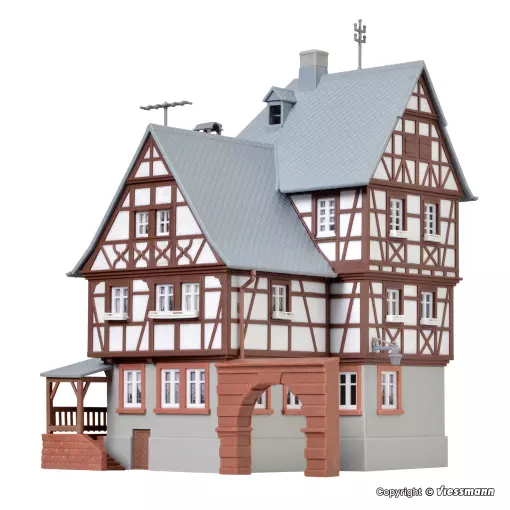 Large half-timbered town house HO 1/87