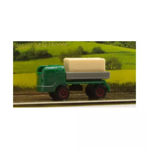 MultiCar M21 agricultural vehicle in green Busch livery 211003211 - N : 1/160
