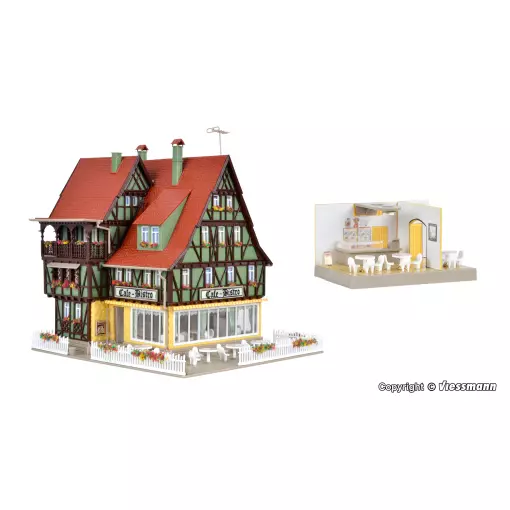 Kit éclairé Café-Bistro aménagé - VOLLMER 43695 - HO 1/87 168x138x155mm