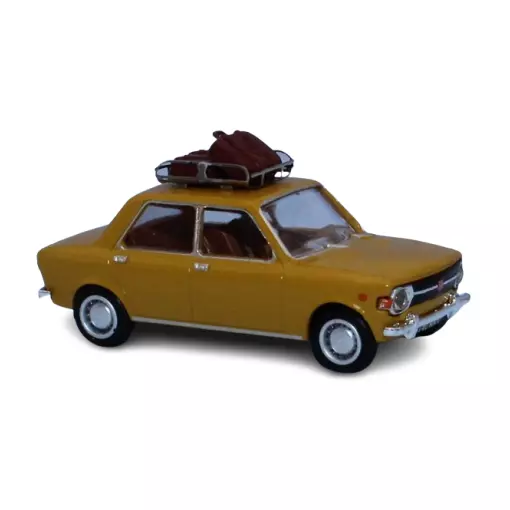 Fiat 128, giallo, con 2 valigie - Sai 1785 - HO 1/877