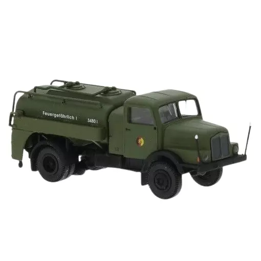 Camion citerne militaire - IFA S 4000-1 - BREKINA 71477 - Échelle HO - Vert foncé