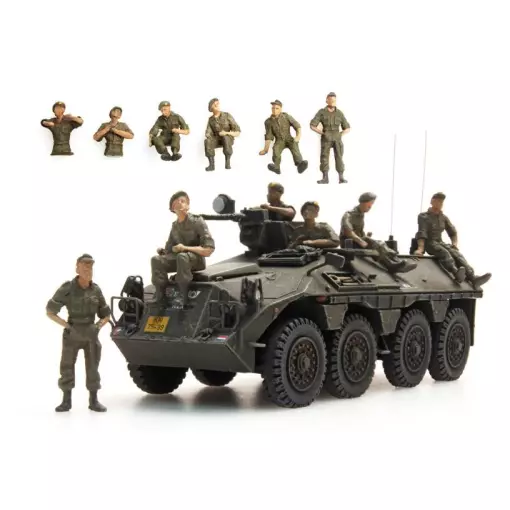 DAF YP-408 Crew en pause avec 6 figurines - Artitec 387.164 - HO 1/87