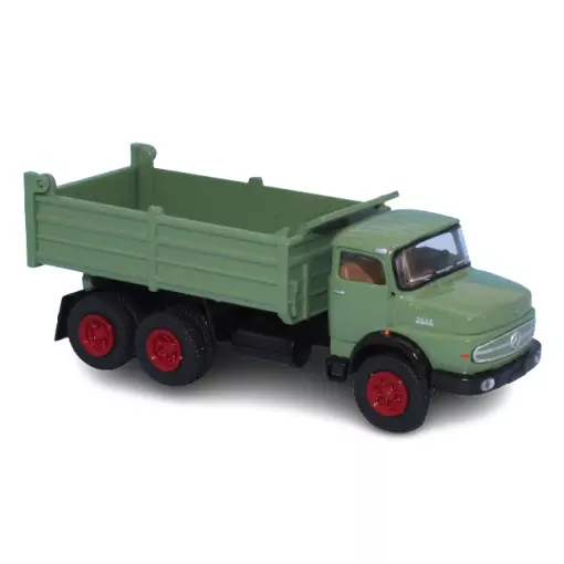 Camion Mercedes Benz LAK 2624 vert avec une benne BREKINA 81151 - HO 1/87 -