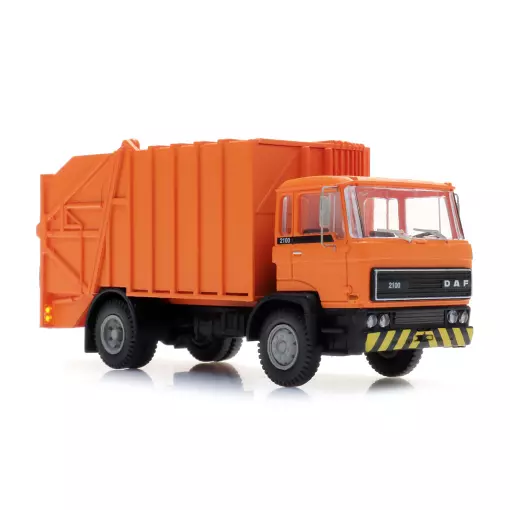 Camión de basura DAF naranja - ARTITEC 487.052.13 - HO : 1/87