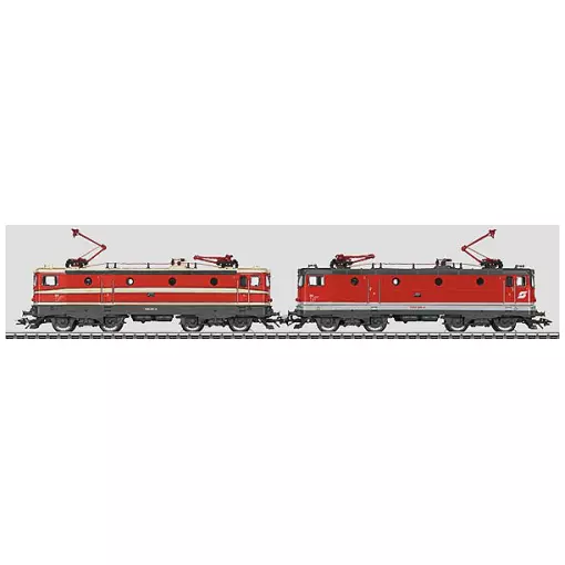 Set of 2 electric locomotives
