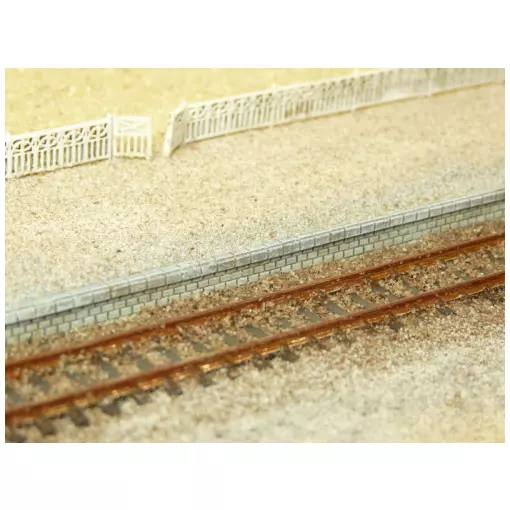 Murs et bordures de quai 150 cm - Bois Modélisme 213001 - N 1/160