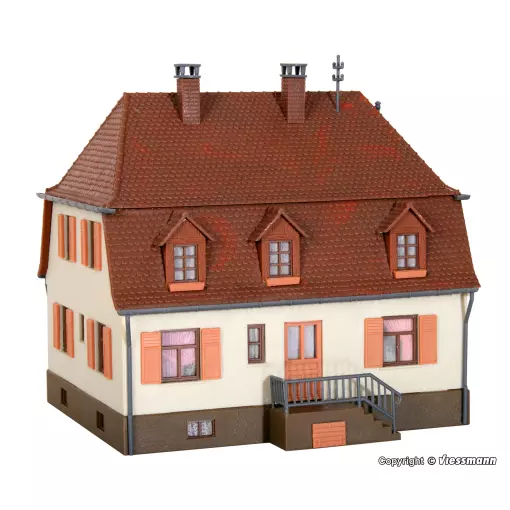 Casa con tejado a cuatro aguas KIBRI 38166 - HO 1/87 120x110x114mm