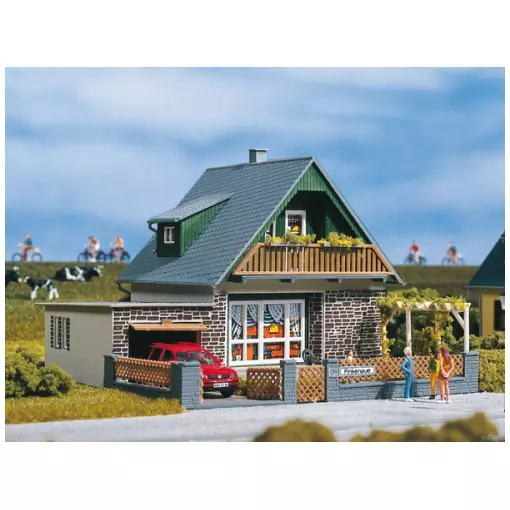 Maison Michaela - Auhagen 11387- HO 1/87 - 125x133x93mm