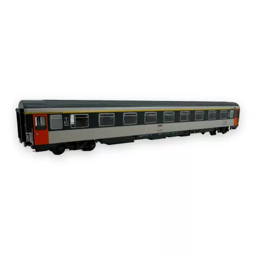 Voiture voyageurs VSE A9u, livrée corail, logo encadré - LS Models 40380 - HO 1/87 - SNCF - Ep IV - 2R