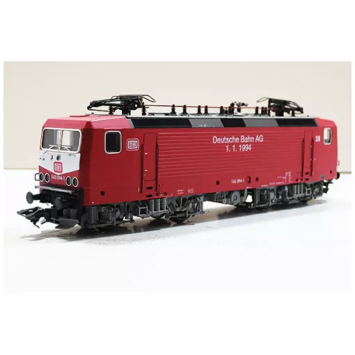 Locomotive électrique BR 143 livrée rouge - MARKLIN 83443 - HO 1/87