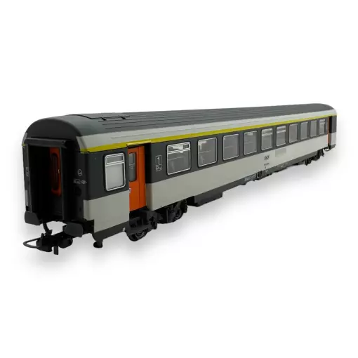 Voiture corail VTU A10tu première classe - LS MODELS 40169 - HO 1/87