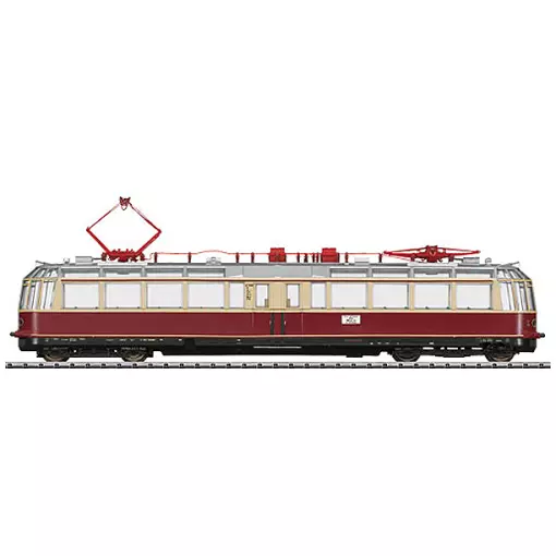 HE 91 series panoramic railcars