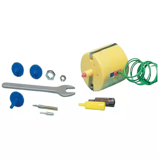 Universal motor