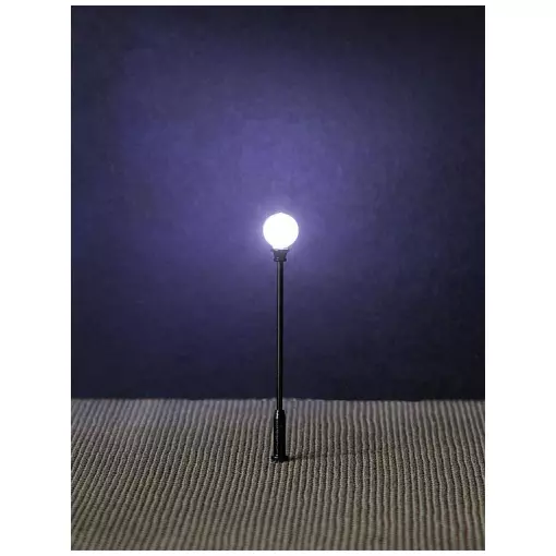 Juego de 3 farolas con LED - HO 1/87 - Faller 180104