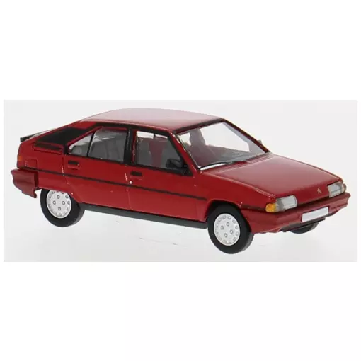 Citroën BX 16 phase 1, 1983, rouge Vallelunga - SAI 6484 - HO 1/87 