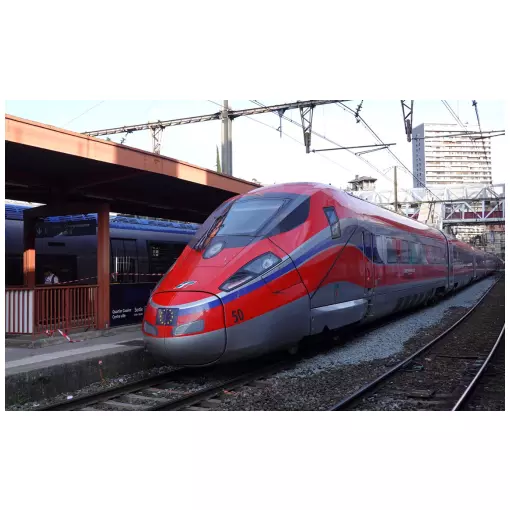 Coffret TGV 4 éléments « Le plaisir d'un voyage nouveau » - Arnold HN2621S - N 1/160 - FRECCIAROSSA - Ep VI - Digital sound - 2R