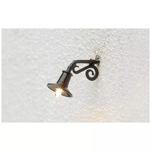 Wall light with bulb - 13 x 15 mm BRAWA 5358 - HO 1/87