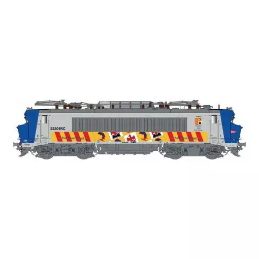 Locomotiva elettrica a cabina grande BB 22301 RC consegnata alla regione PACA con il logo carmillon del deposito di Marsiglia.