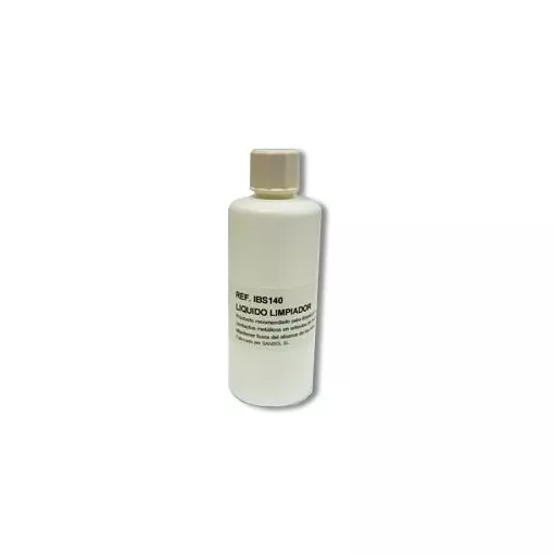 100ml bottle of cleaning liquid for cleaning wagons