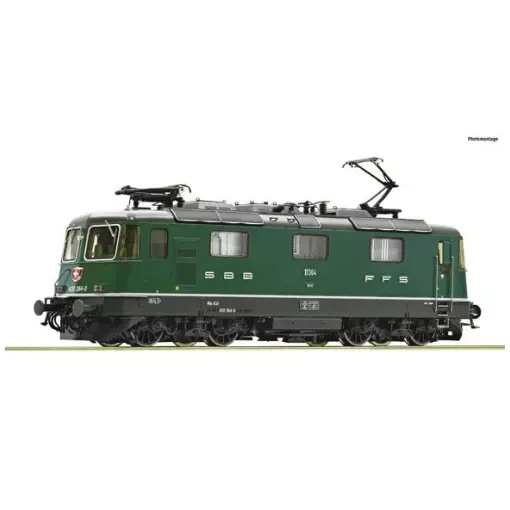 Locomotive RE 4/4 des CFF en livrée verte
