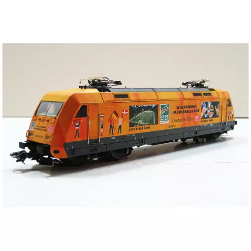 Locomotive électrique "WILLKOMMEN IM FUSSBALL-LAND" 