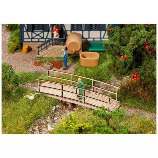 Small miniature wooden bridge model - HO : 1/87