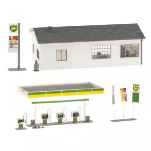 Station-service avec bâtiment de service - Faller 130345 - HO 1/87 image N°2