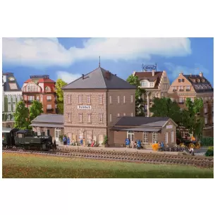 Gare de Kulmbach - Vollmer 43451 - HO 1/87