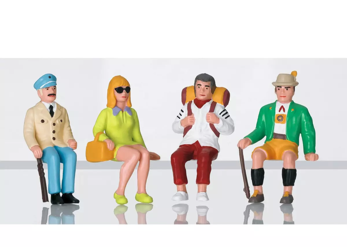 G gauge figures outlet