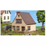 Small house on a housing estate - Laser-cut NOCH 66604 - HO 1/87 - 122x99x89 mm