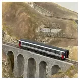 Voiture voyageurs VSE A9u déclassée, livrée corail, logo casquette - LS Models 40388 - HO 1/87 - SNCF - Ep V-VI - 2R