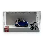 Smart For2 Cabriolet vehicle with figures - BUSCH 50779 - HO 1/87