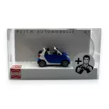 Véhicule Smart For2 Cabriolet avec personnages - BUSCH 50779 - HO 1/87 