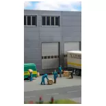 Set van 6 figuren van arbeiders die vracht vervoeren - Faller 151609 - HO 1/87